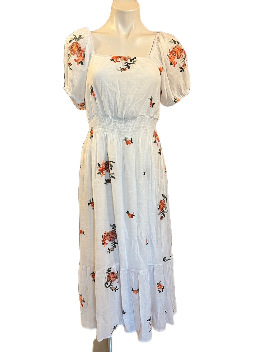 Anthropologie Kindred White Embroidered Floral Midi Dress